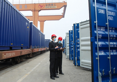 国际海运集装箱|襄阳海关创新推出了“中国制造”集装箱